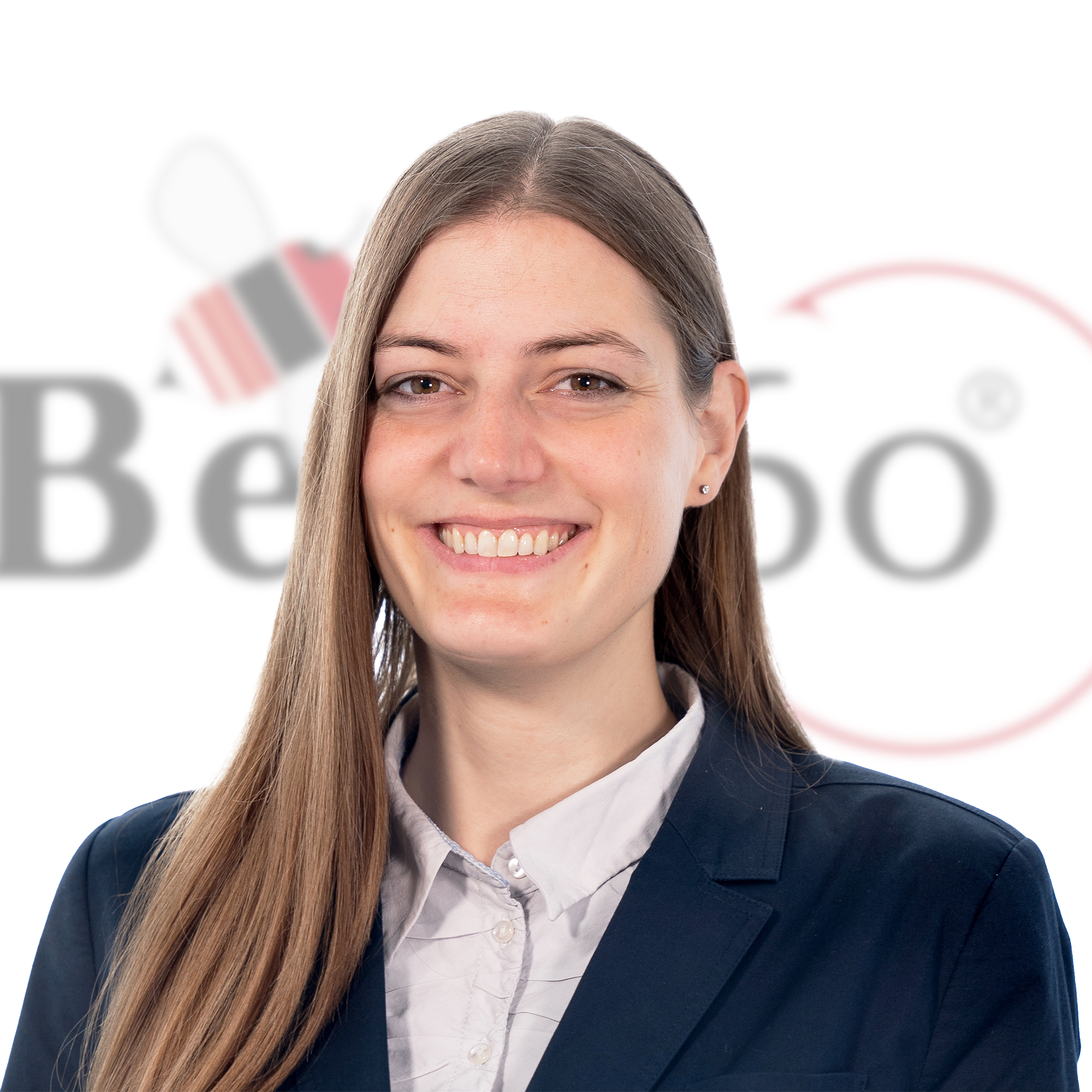 Dr. Julia Schreier